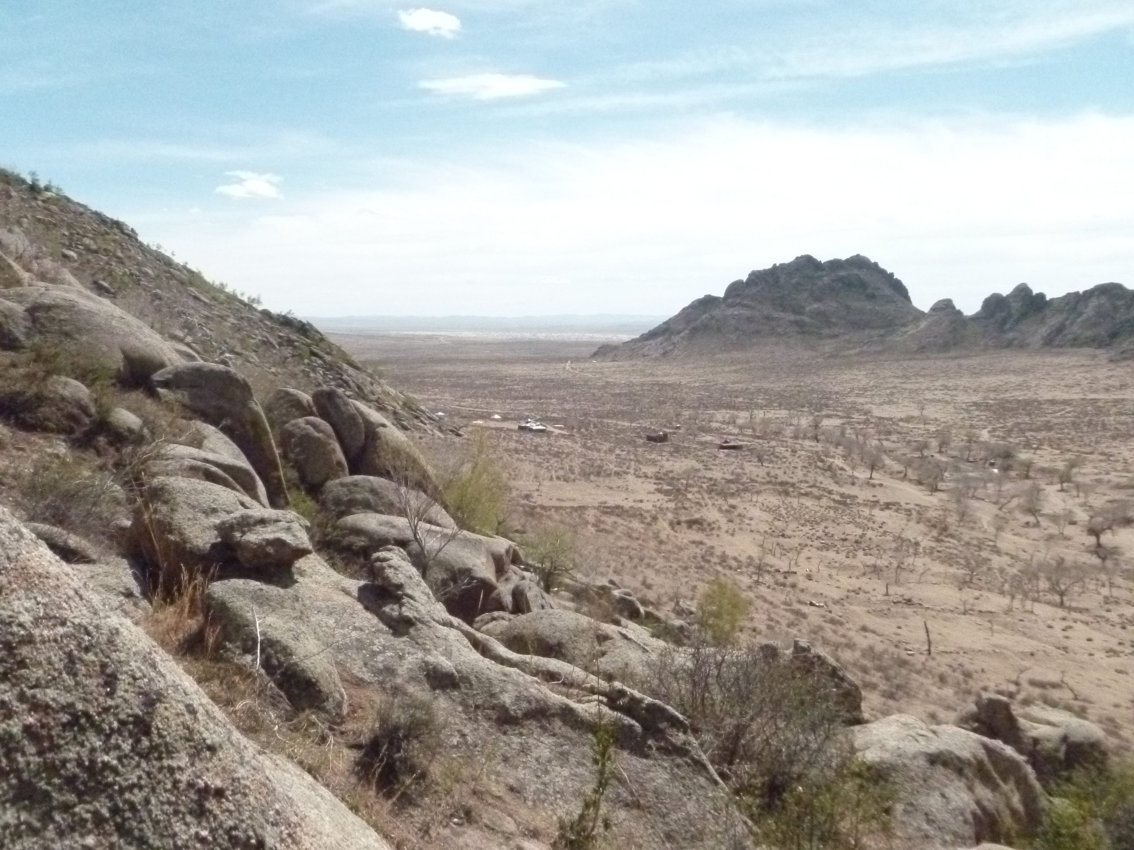 Mongolia_DrômeCaillouteuse-désert2