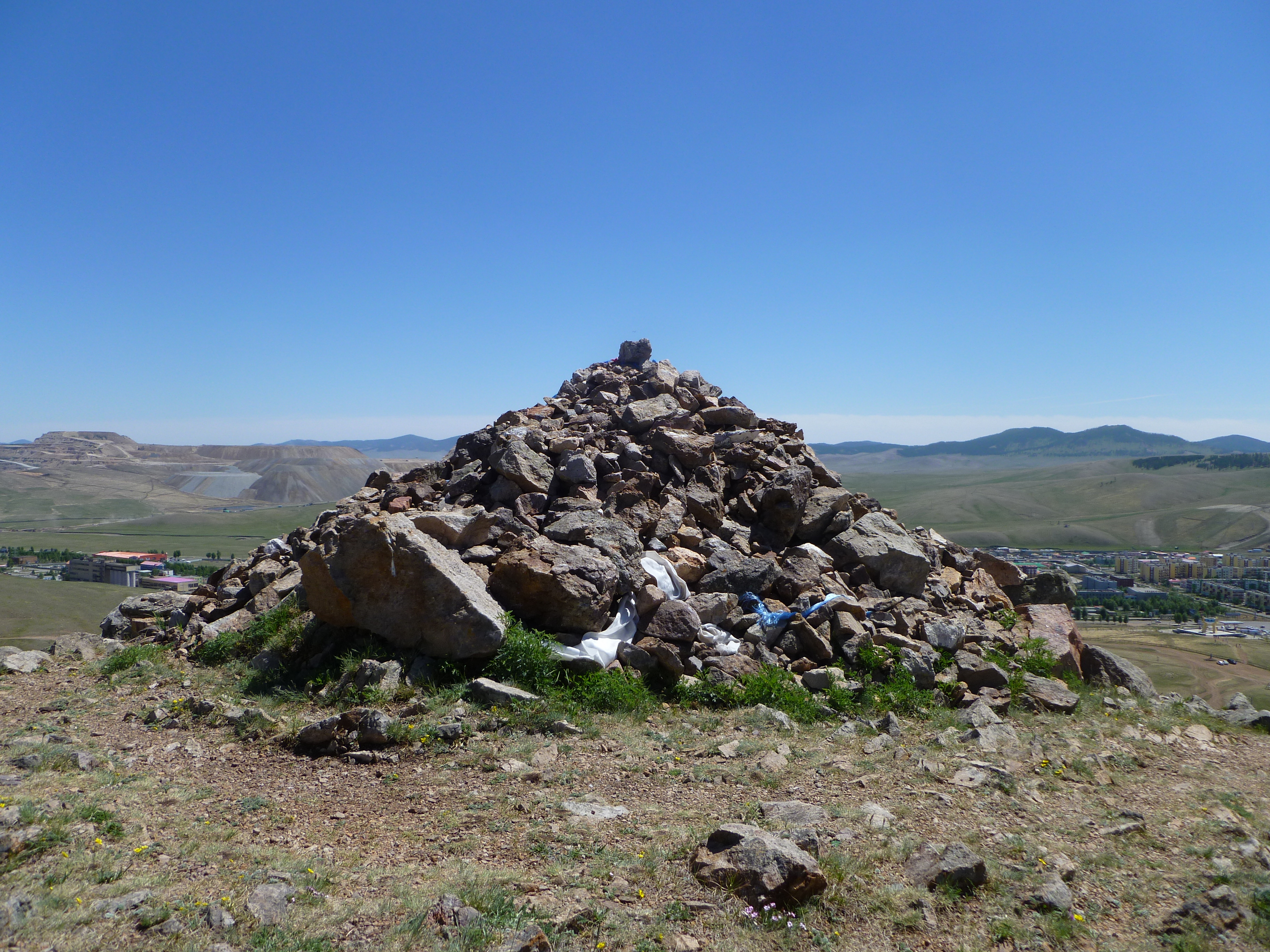 Mongolia_Erdenet-övöö