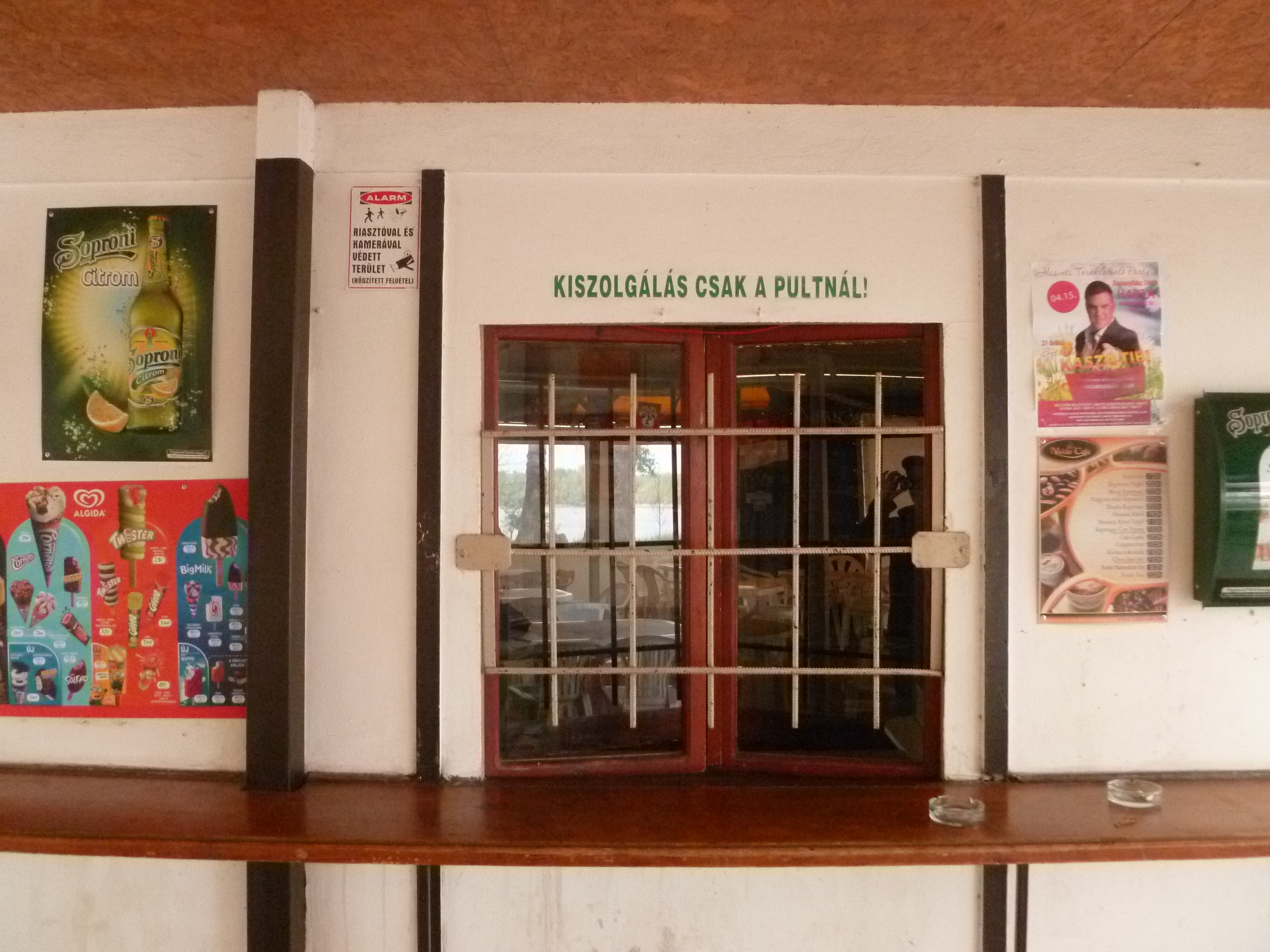 Hongrie_réceptionCamping